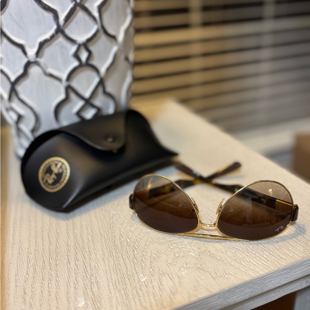 Ray-Ban Tortoise Shell Sunglasses